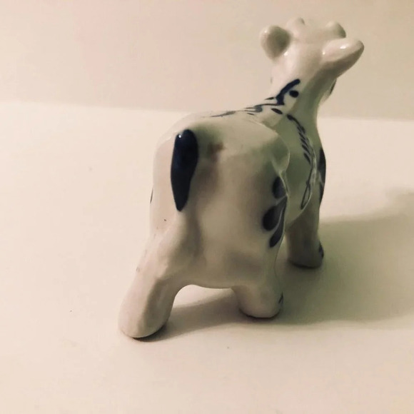 Vintage Hand Painted Delfts Blue  Cow Figurine Windmill 3.5 Inch Long - Picture 5 of 12